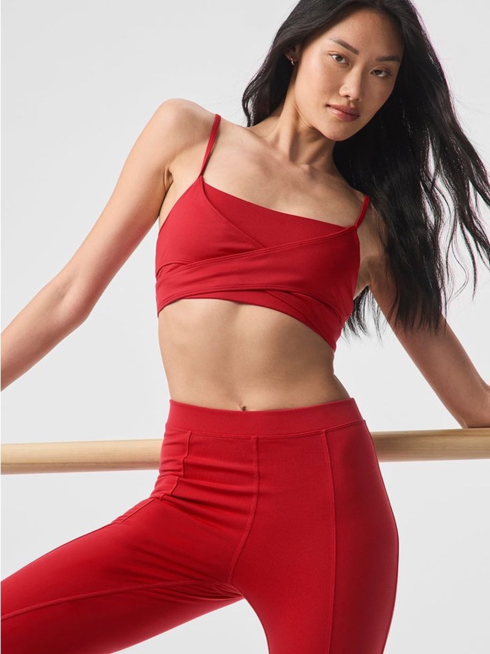 ALO Yoga Airbrush Enso Bra, Classic Red, S